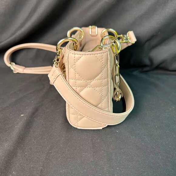 Dior Lady D-Joy Bag – Cream Lambskin with Gold Hardware - Picture 2 of 16